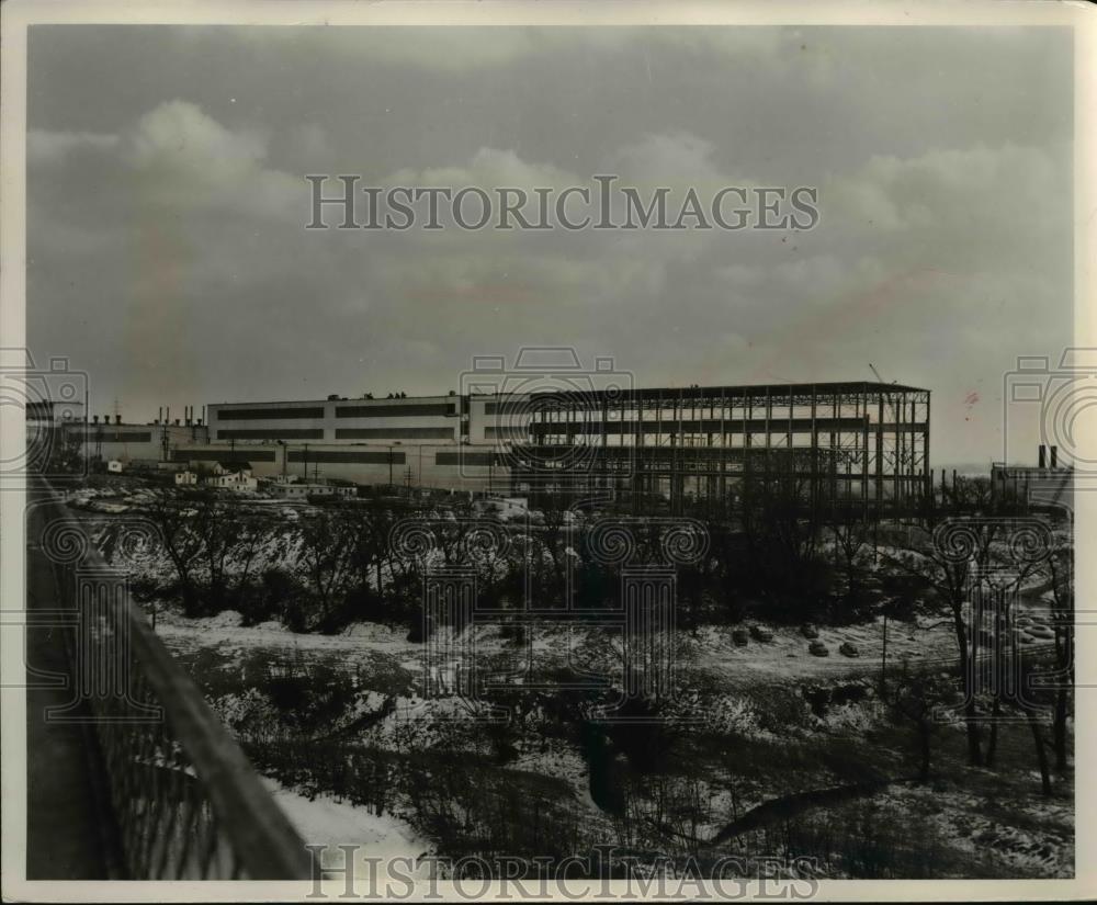 1954 Press Photo Aluminn Co. of America new Air-Force Heavy Preps Plant - Historic Images