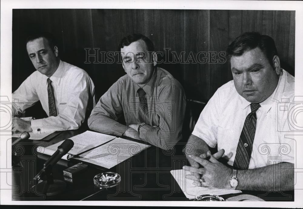 1971 Press Photo Union Leaders Patrick Virgilli, Edward Draper, Keith Foullies - Historic Images