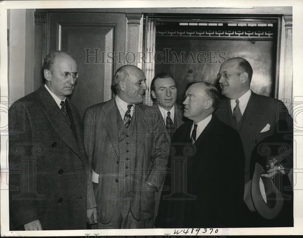 1938 Press Photo DC Treas, Secy H Morgenthau , Rep A May, J Hanes - Historic Images