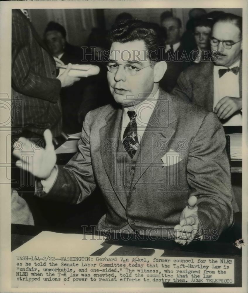 1949 Press Photo Gerhard Van Arkel Talks Taft-Hartley Law to Senate Committee - Historic Images