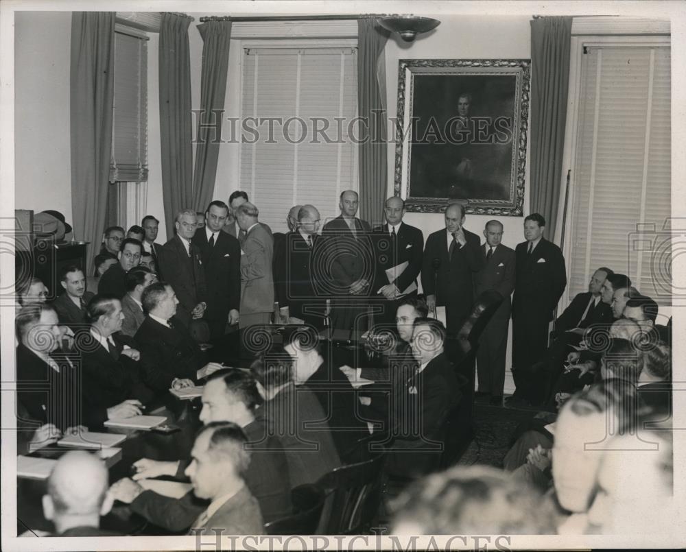 1940 Press Photo Robert Minckley, Lewis Compton, Louis Johnson and Morgentahu - Historic Images