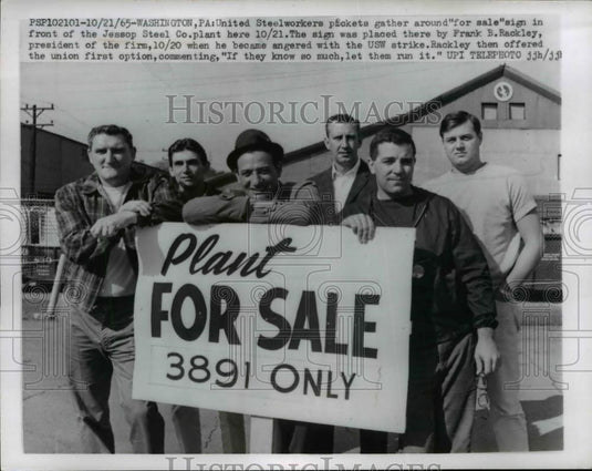 1965 Press Photo United Steelworkers picket gather around For Sale Sign - Historic Images