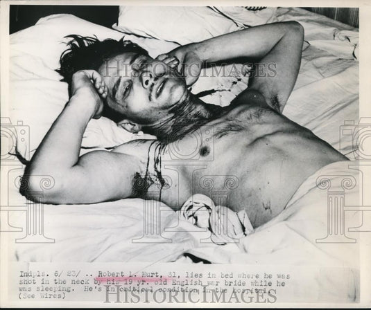1949 Press Photo Indianapolis Ind Robert L Hurt shot by his bride - Historic Images