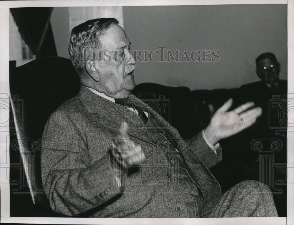 1938 Press Photo Sen. Cotton Ed Smith at representative meeting of cotton states - Historic Images