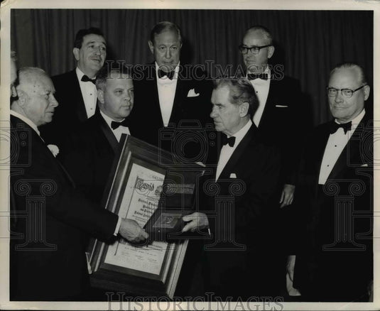 1966 Press Photo General David Sarnoff Salutation Ceremony, New York - Historic Images