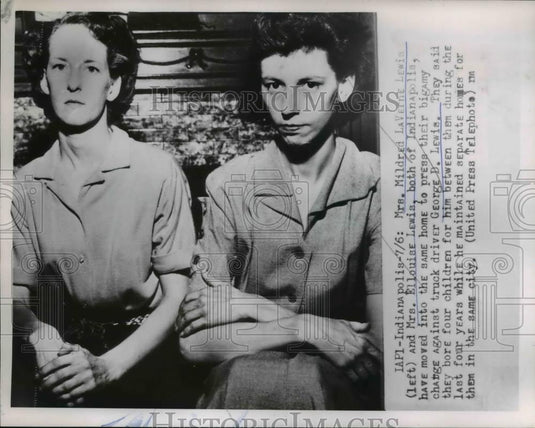 1953 Press Photo Mrs. Mildred LaVeine Lewis and Mrs. Ellouise Lewis - Historic Images