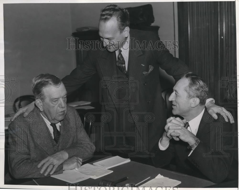 1941 Press Photo Sen. Cotton Ed Smith, Sen. Scott Lucas and Sen. Carl Hatxh - Historic Images