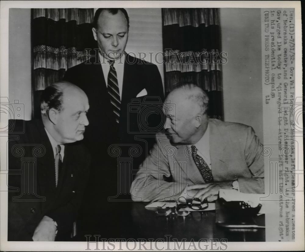 1952 Press Photo Gov Val Peterson Sen Fred Seaton Pres Eisenhower - Historic Images