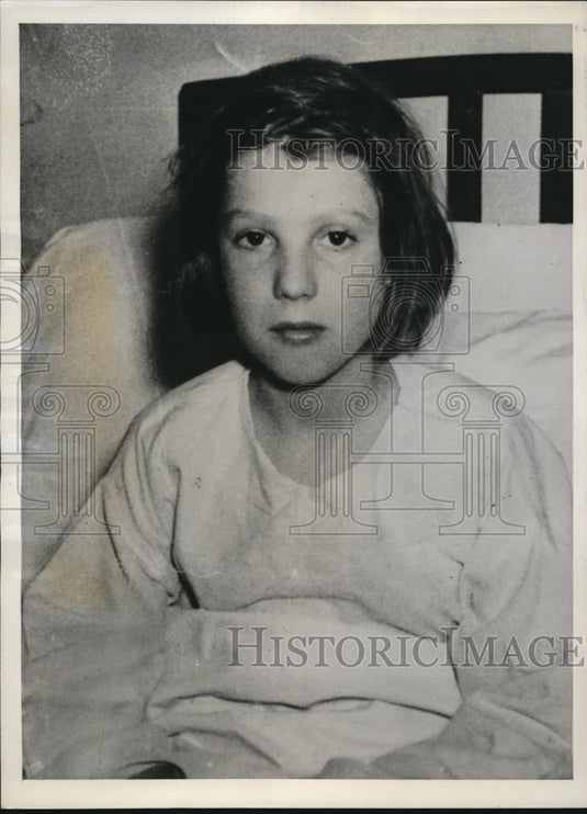 1940 Press Photo Majorie Ruth Kaneff, patient suffering from a brain irritation - Historic Images