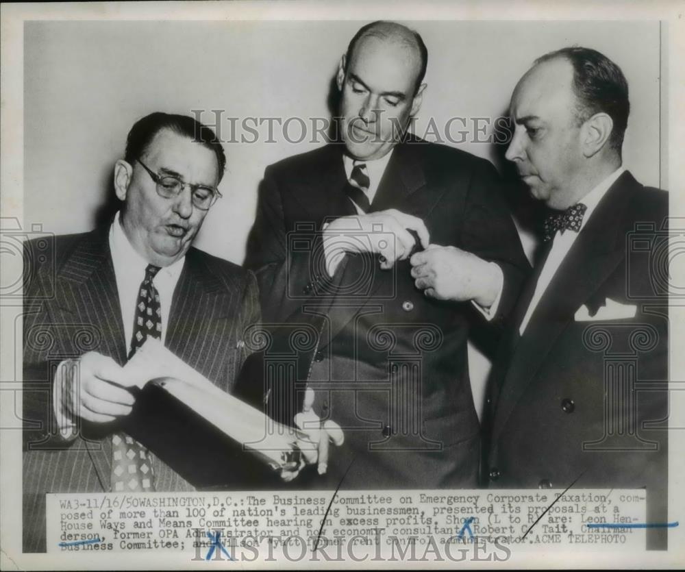 1950 Press Photo Business Committe on Emergency Corporate Taxation Leon Henderso - Historic Images