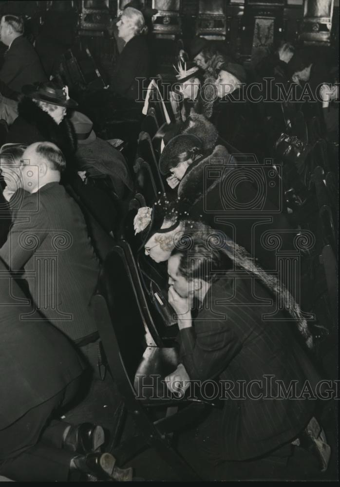 1940 Press Photo 24 Hour Prayer meeting in Greater Chicago - Historic Images