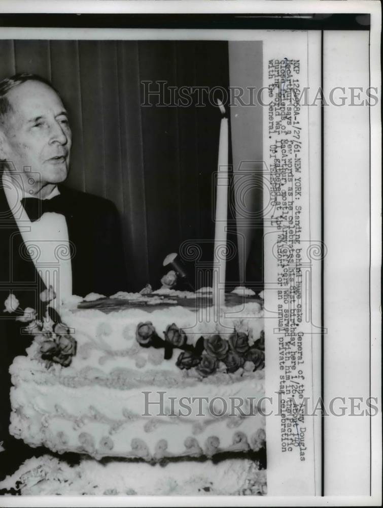 1961 Press Photo General Army Douglas MacArthur Celebrates 81st Birthday - Historic Images