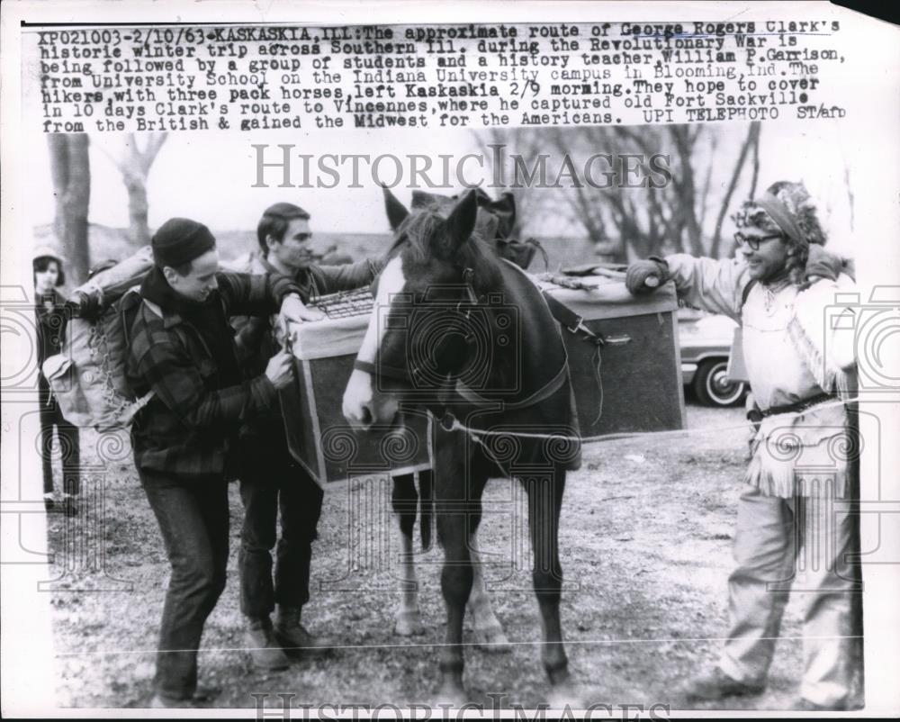 1963 Press Photo W P Garrison &amp; Students in George Rogers Clark March Kaskaskia - Historic Images