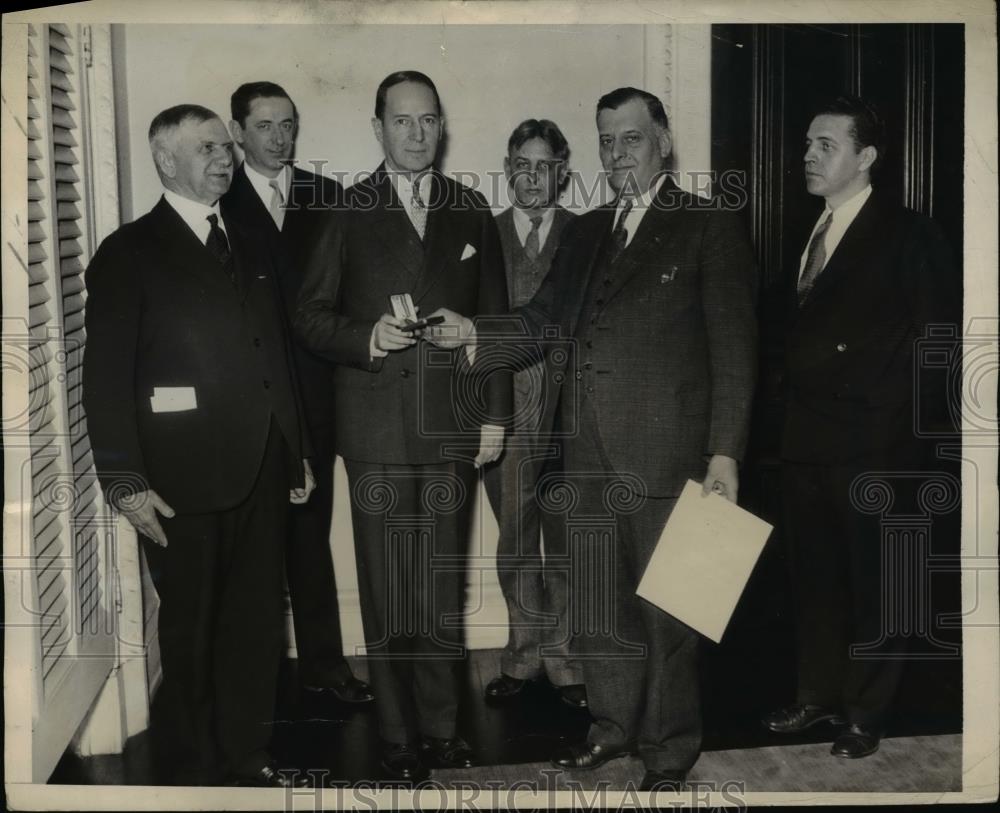 1932 Press Photo Admiral Coontz, Boyer MacArthur Decoe and captain Hagler - Historic Images