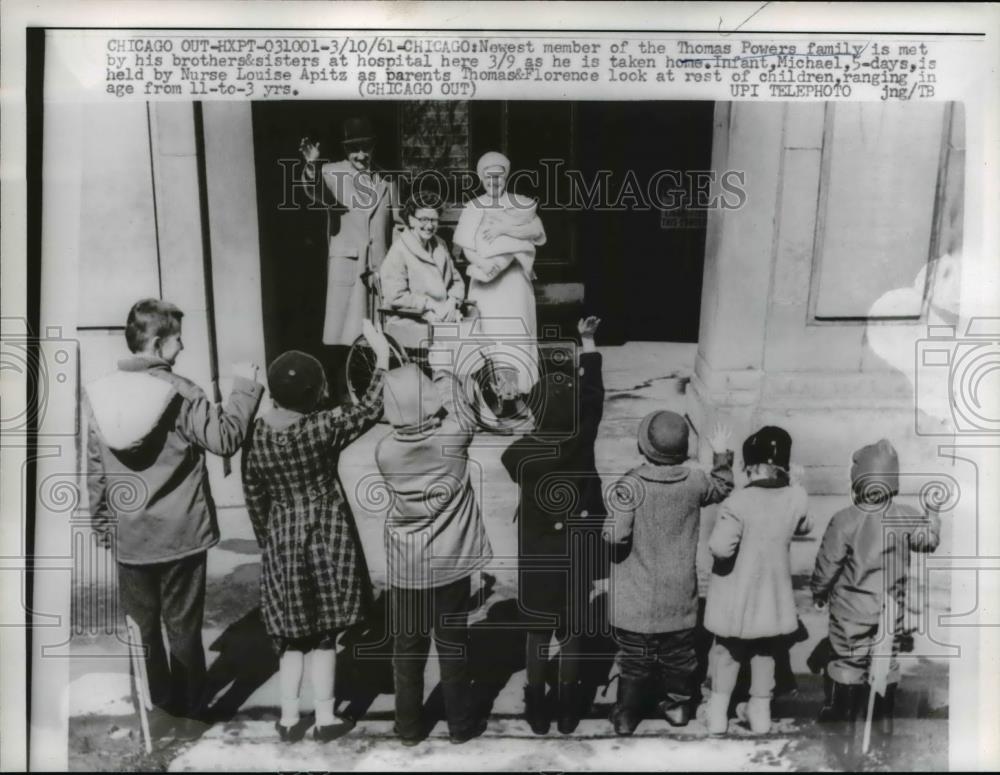 1961 Press Photo The newest member of the Thomas Powers family, Michael - Historic Images