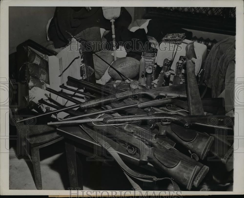 1945 Press Photo Rifles, Ammunition, Flashlights & Assorted Items Recovered - Historic Images