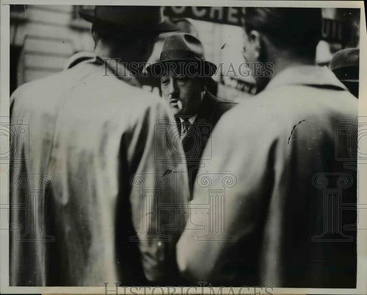 1938 Press Photo Dr Jube Directed Blood Transfusion To Save Ernst Von Rath - Historic Images