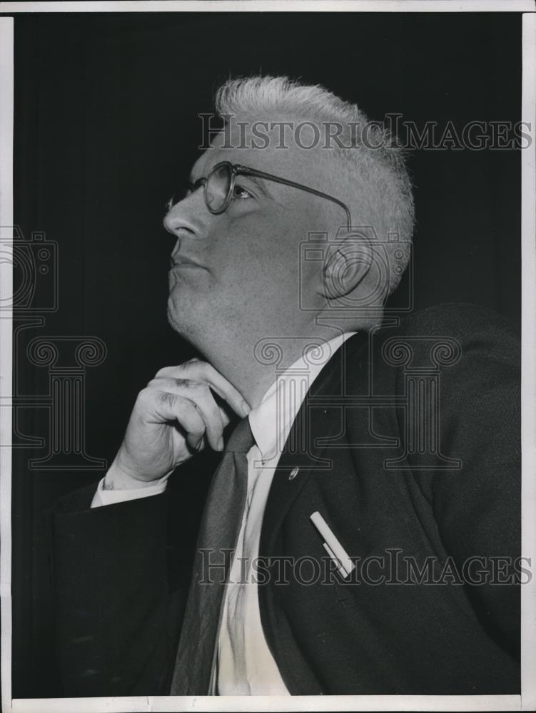 1947 Press Photo Arthur Jordan Admits to Being a Communist - Historic Images