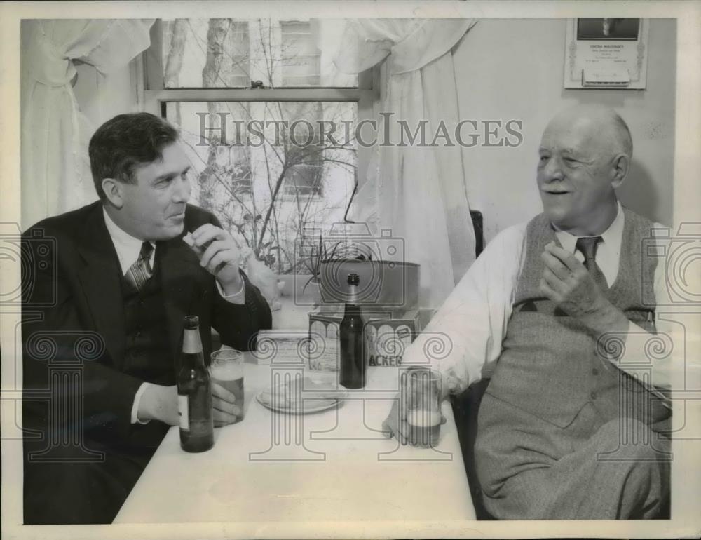 1944 Press Photo Wendell Willkie and Gov. Walter S. Goodland in Executive House - Historic Images