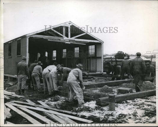 1946 Press Photo Army barracks under construction - Historic Images