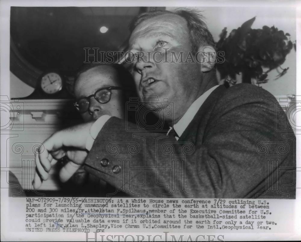 1955 Press Photo Dr. Athelstan F. Spilhaus and Dr. Wlan L. Shapley Vice Chrm - Historic Images