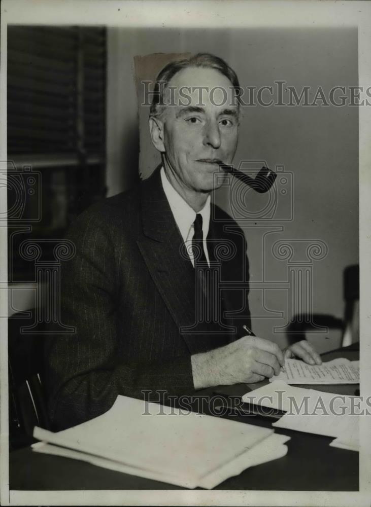 1934 Press Photo Joseph Choate Jr. sworn director of the Federal Alcoholic adm. - Historic Images