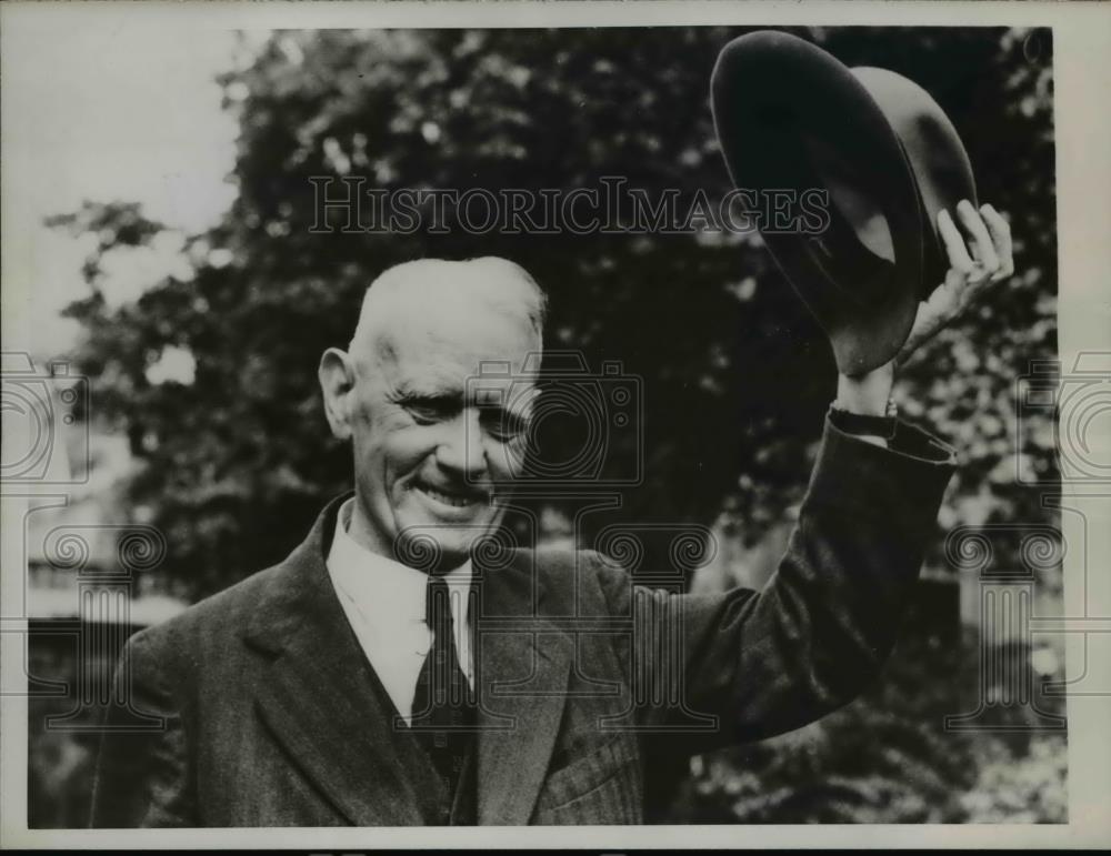 1948 Press Photo James Forbes Whiteford Sues for False Cancer Diagnosis London - Historic Images