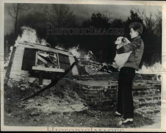 1948 Press Photo Donald Christensen & Susie his dog alerted sleeping Boy to Fire - Historic Images