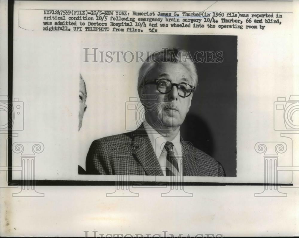 1961 Press Photo Humorist James G. Thurber Addmited into Doctor&#39;s Hospital - Historic Images