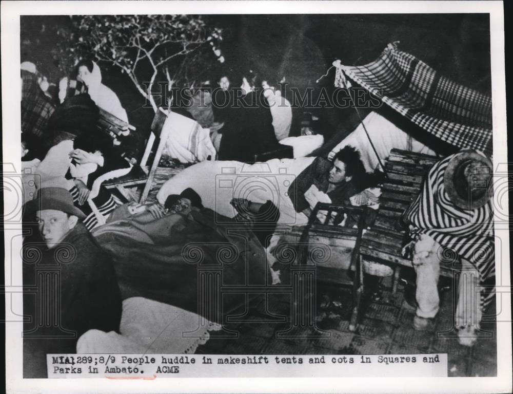 1949 Press Photo The tents and cots used by the survivors in Ecuador - Historic Images