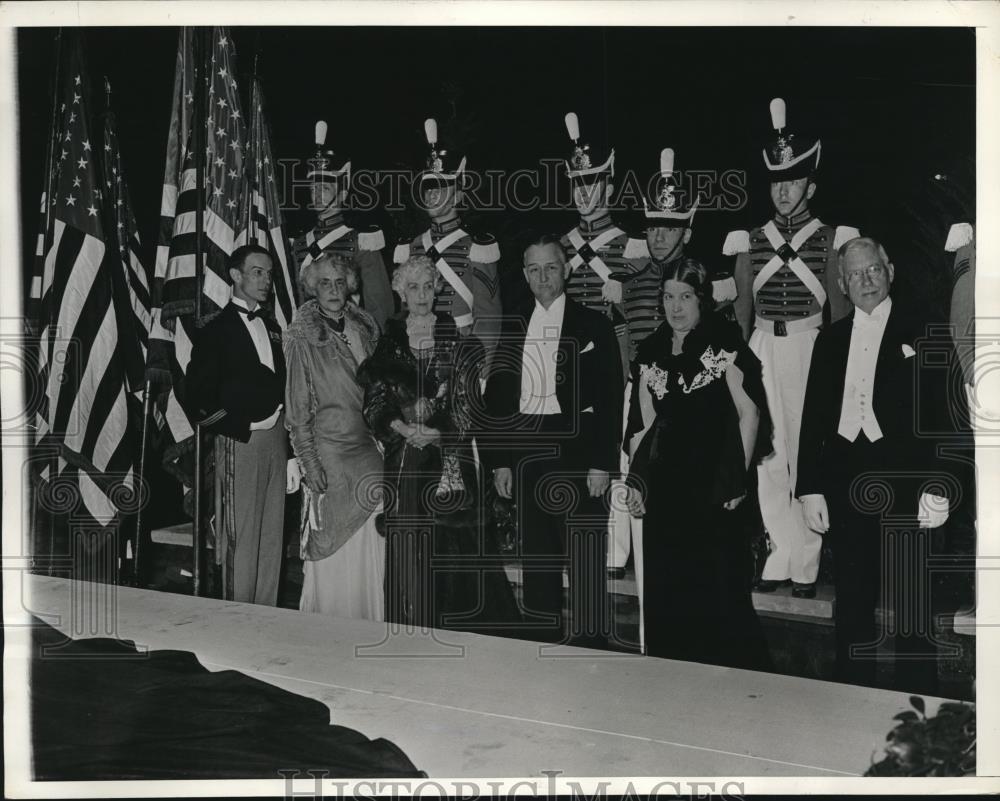 1934 Press Photo french Ambasador opens Lafayette centenary exhibit - Historic Images