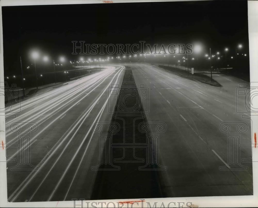 1953 Press Photo The view looking East from Gordon Park cross walk - Historic Images