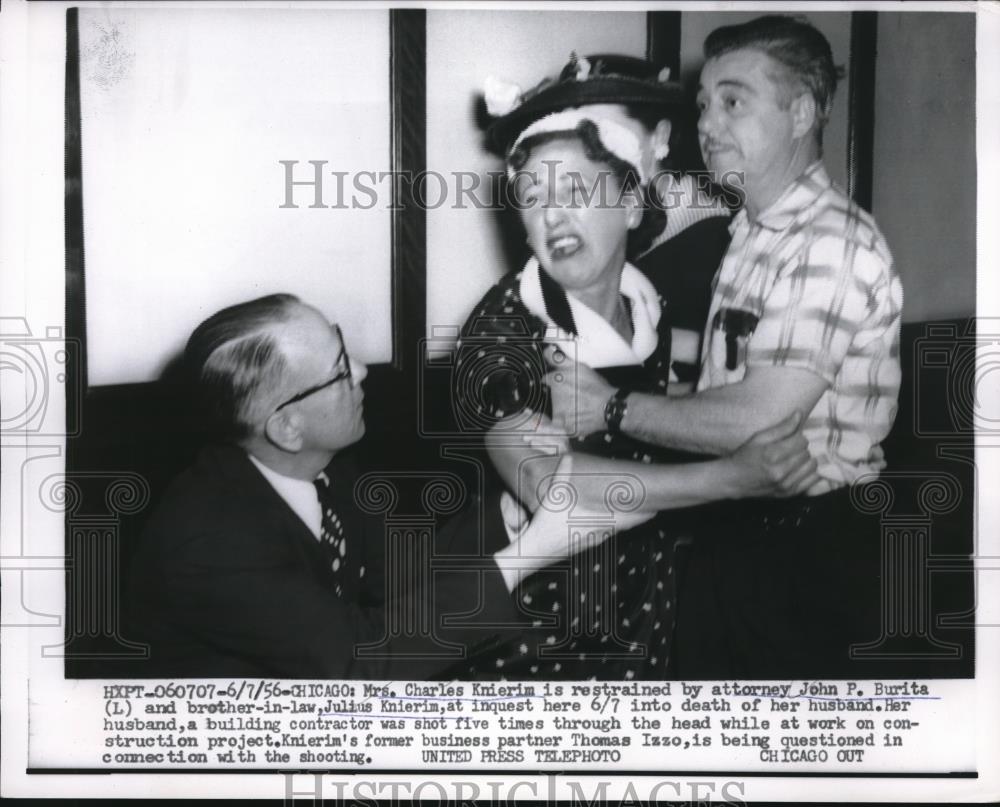 1956 Press Photo Mrs. Charles Knierim, brother in law Julius and lawyer J. Burit - Historic Images