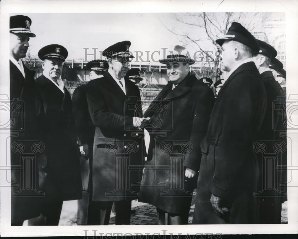 1950 Press Photo Paul Dever Congratulates Admiral Louis Denfeld Boston Navy Yard - Historic Images