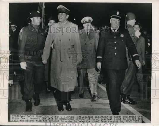 1951 Press Photo San Francisco Gen Douglas MacArthur, & Honor guard - Historic Images