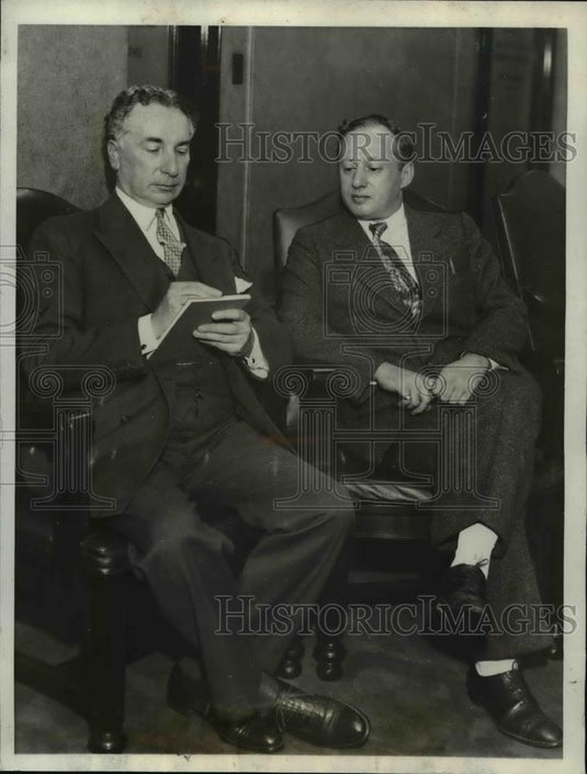 1931 Press Photo David D. Weiss with Attornehy Samuel Weiss - Historic Images