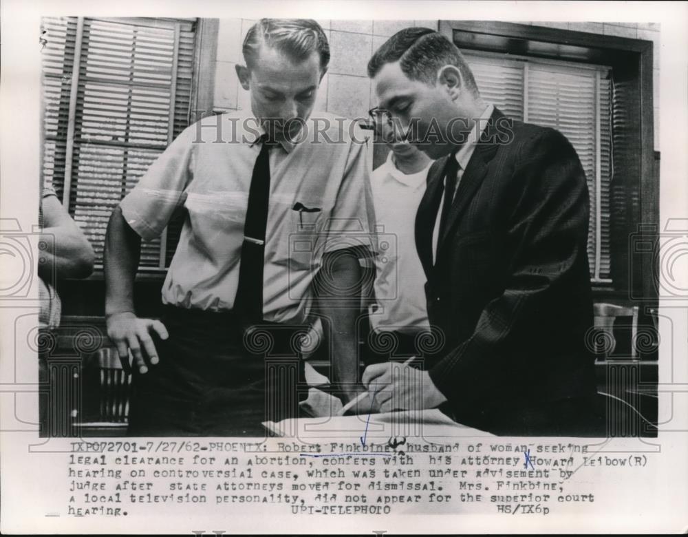 1962 Press Photo Robert Finkbine Husband Of Woman Seeking Legal Abortion - Historic Images