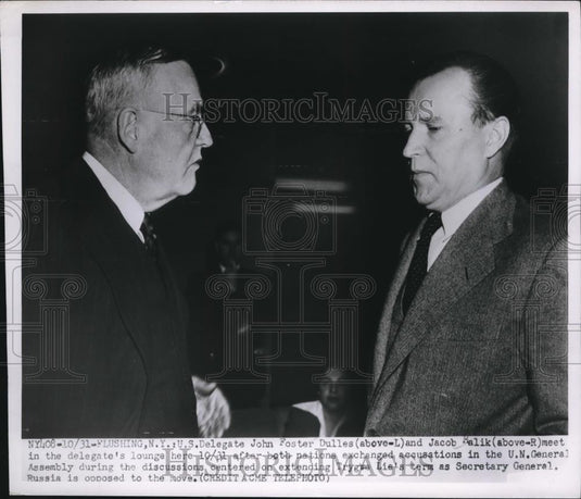 1950 Press Photo John Foster Dulles and Jacob Malik meet in Delegate's lounge - Historic Images