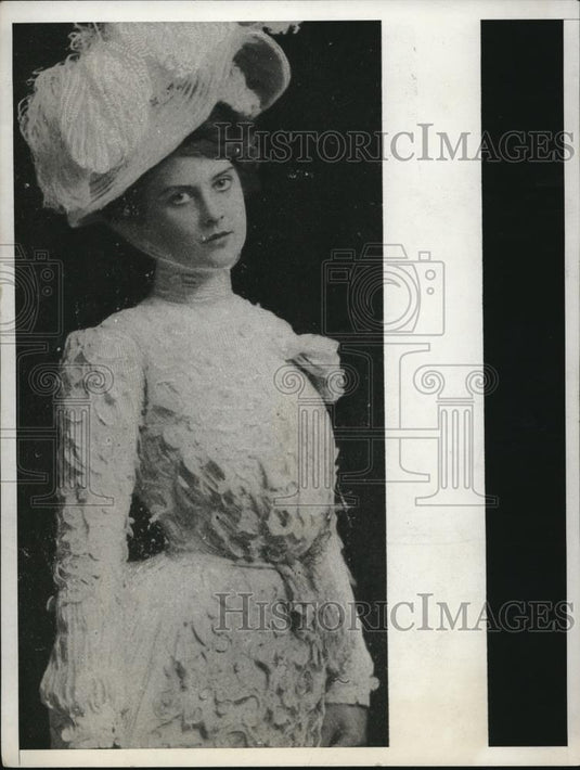 1933 Press Photo Marie Wilson "Floradora Sextet" - nee18742 - Historic Images