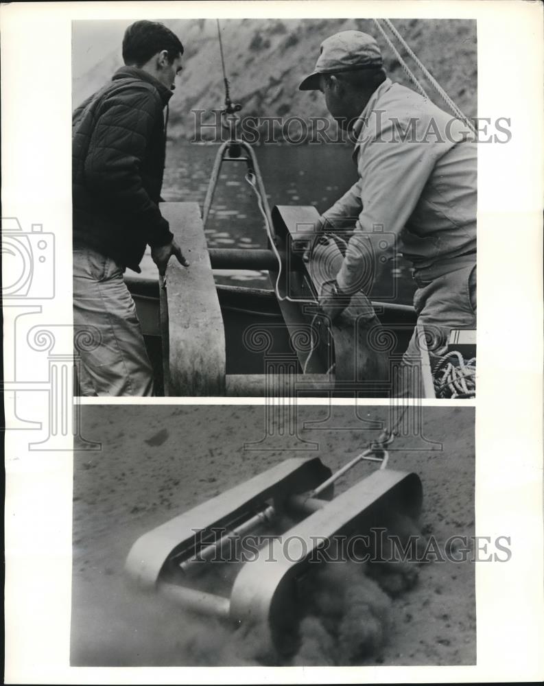 1963 Press Photo The sea bottom sledding aboard the Lockheed - nee28469 - Historic Images