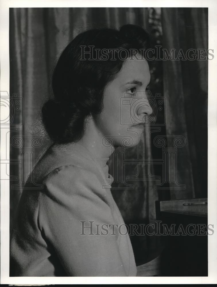 1941 Press Photo Merilynn Leskey, graduate of Stephens College - nee31156 - Historic Images