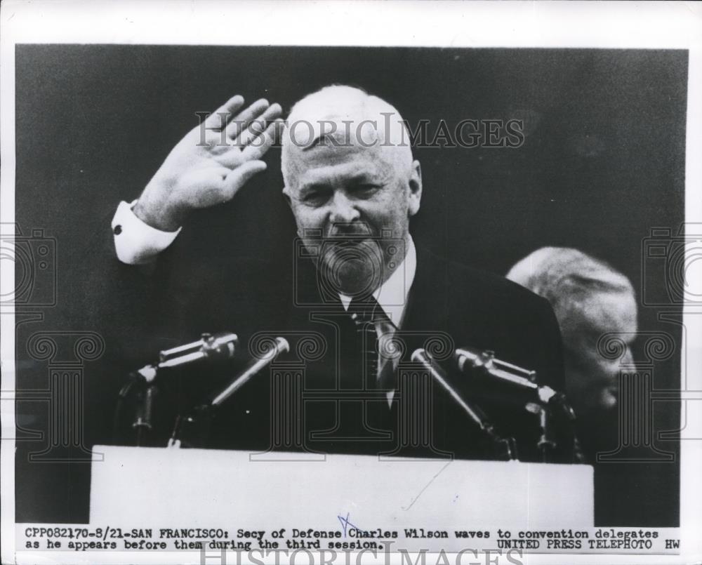 Press Photo Secretary of Defense Charles Wilson waves to convention delegates - Historic Images