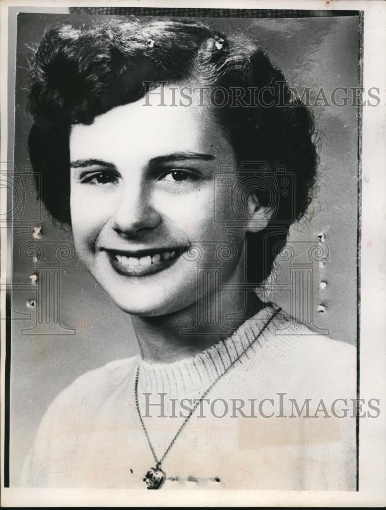 1952 Press Photo Woman Katheryn L. Ondercik, Cleveland Polio Victim - nee27794 - Historic Images