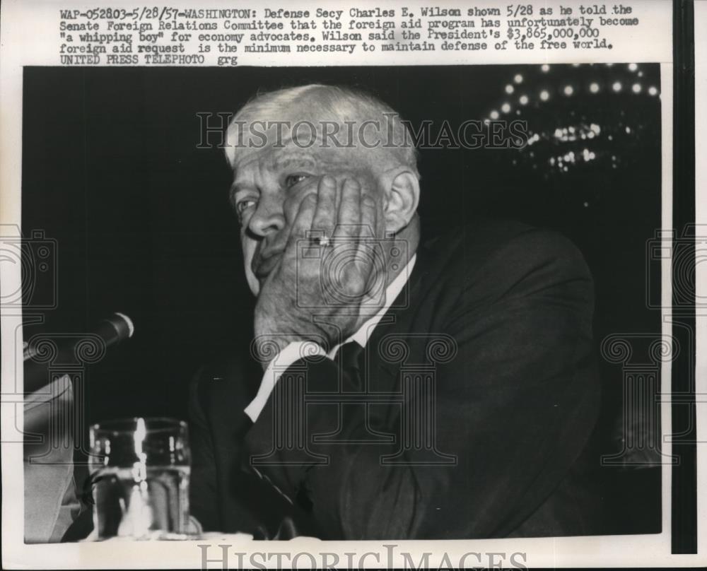 1957 Press Photo Charles E. Wilson speaks to Senate Foreign Relations Committee - Historic Images