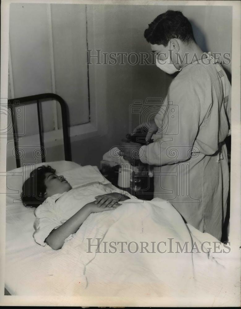 1950 Press Photo Milton Serlin - nee29568 - Historic Images