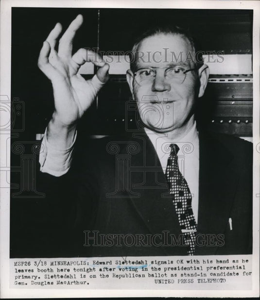1952 Press Photo Edward Slottedahl after Voting in Presidential primary - Historic Images