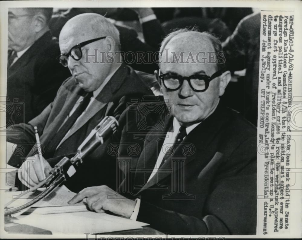 1961 Press Photo State Secretary Dean Rusk, Advisor John J. McCloy - n ...