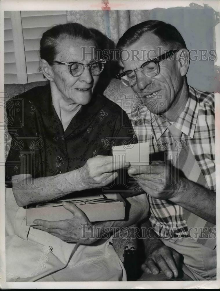 1967 Press Photo Mrs. Mary Hrutkai is reunited with her brother John Pleska - Historic Images