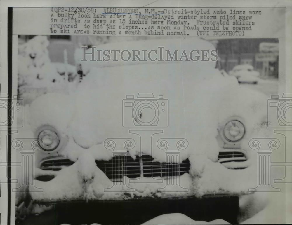 1958 Press Photo Fifteen Inch Drifts of Snow Piled in Alburquerque, New Mexico - Historic Images