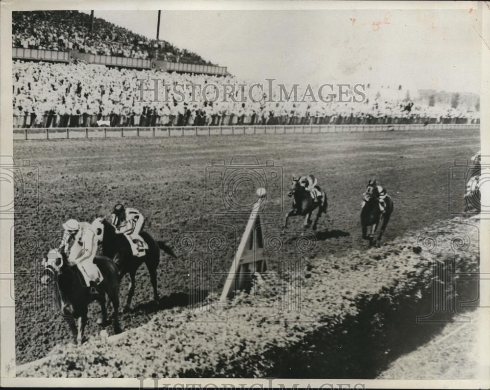 1933 Press Photo Inlander Brookmeade Stable Entry Wins $35,000 Arlington Classic - Historic Images